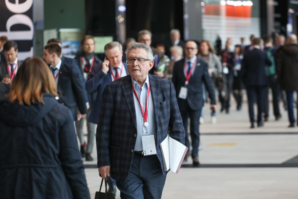 Business forum reportage with speakers and guests